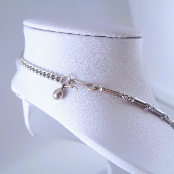 Coro Silver-tone Clear Rhinestone Necklace - Picture 2 of 10